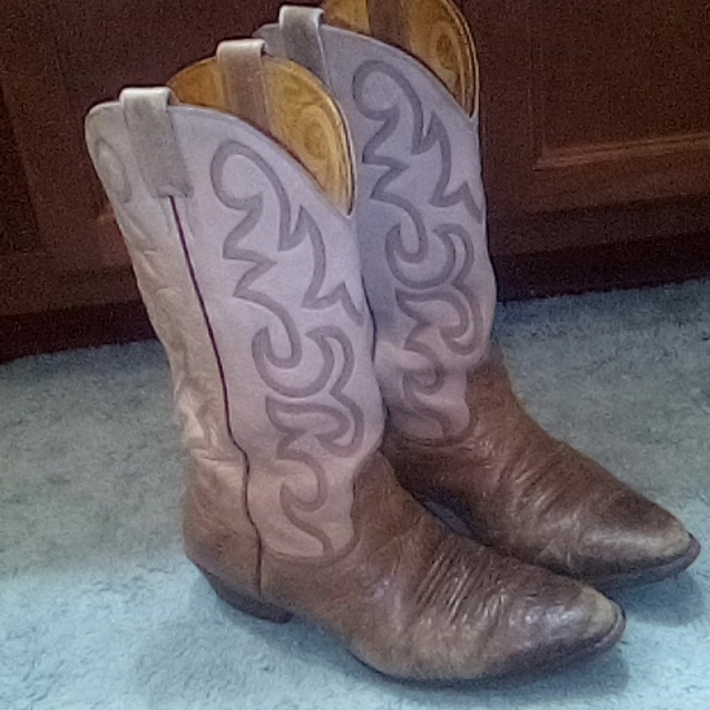 NOCONA COWGIRL BOOTS